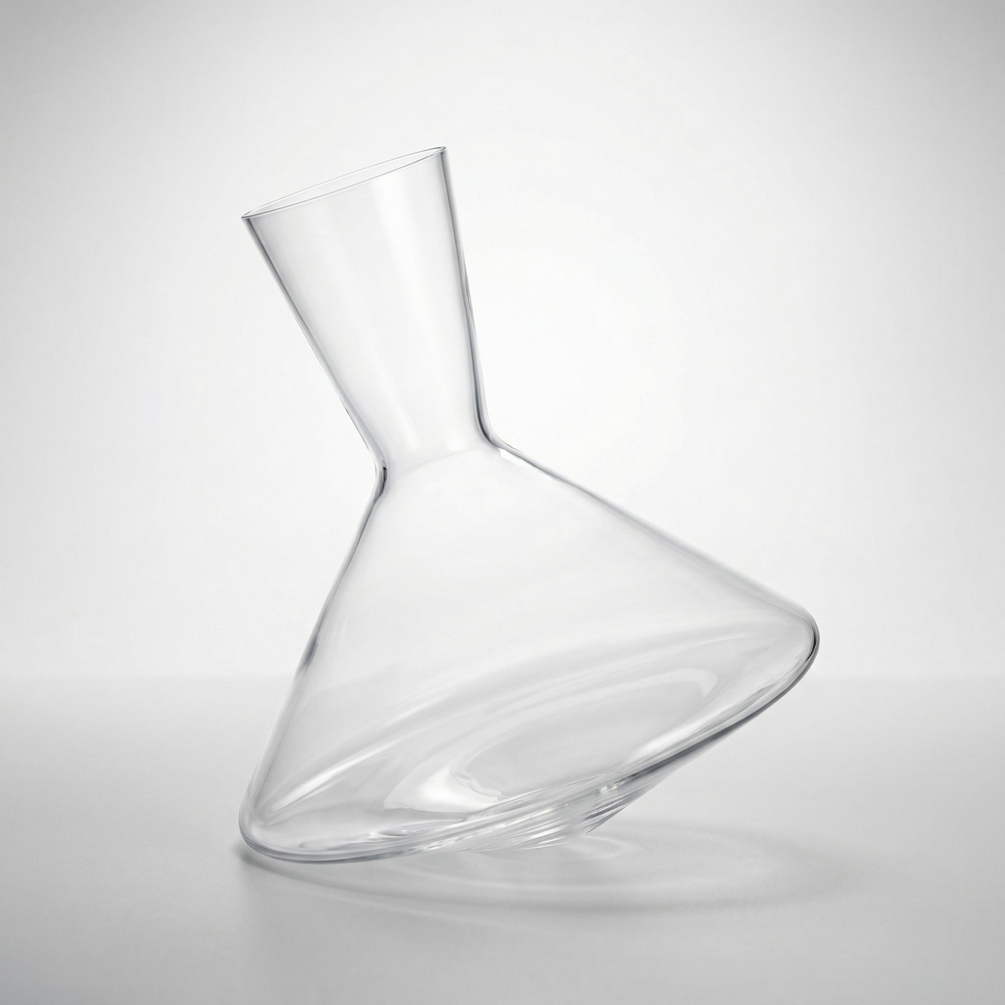Light Spinning Crystal Decanter